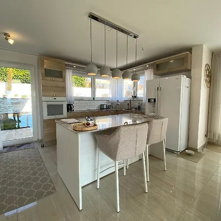 Haus Mit Seesicht Apartment *