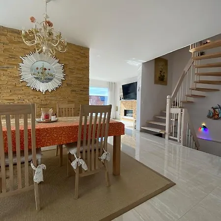 Apartment Haus Mit Seesicht