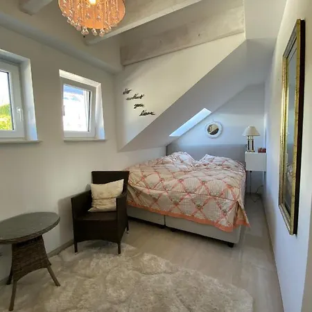 Haus Mit Seesicht Apartment *